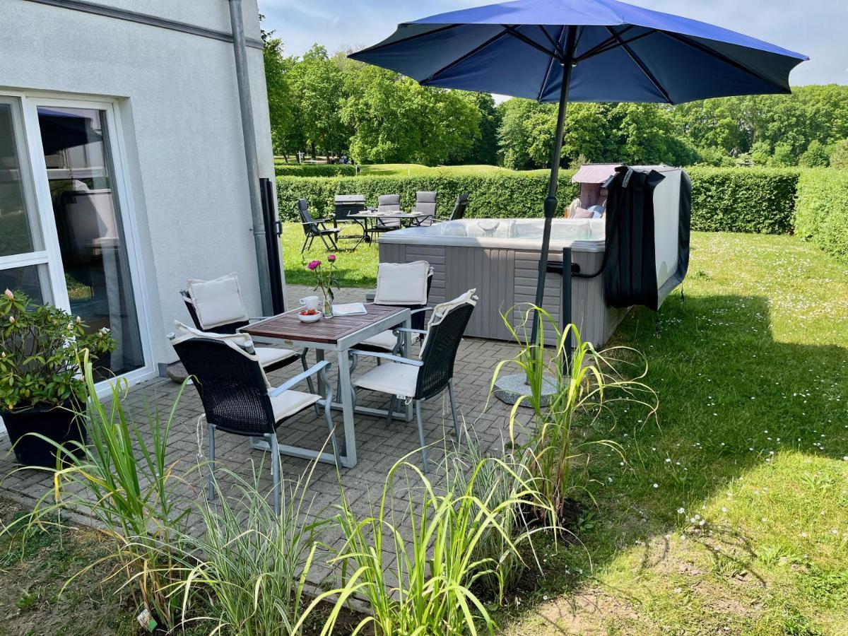 Relaxlounge Abschlag1 #Sauna #Whirlpool #Kamin Göhren-Lebbin Exterior foto
